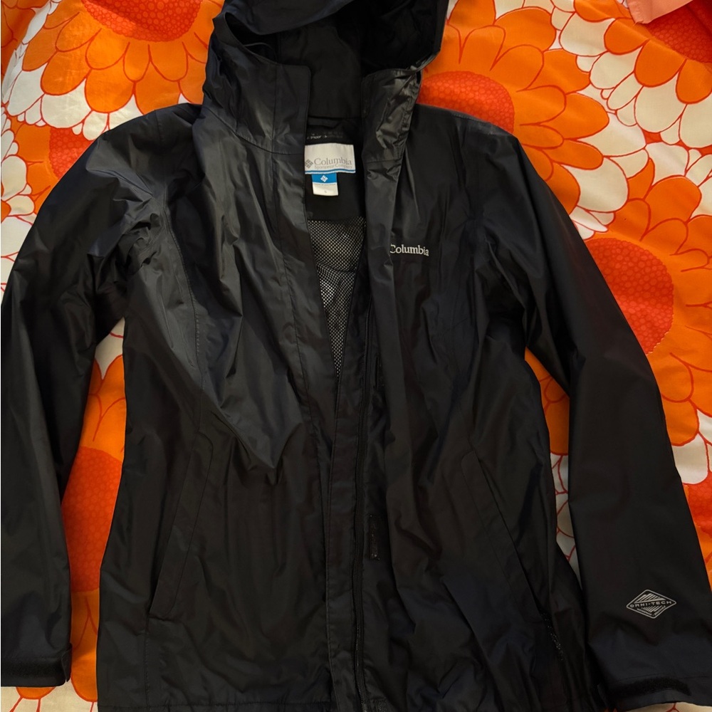 Columbia Black Ski & Snow Jacket Sleek Modern Design